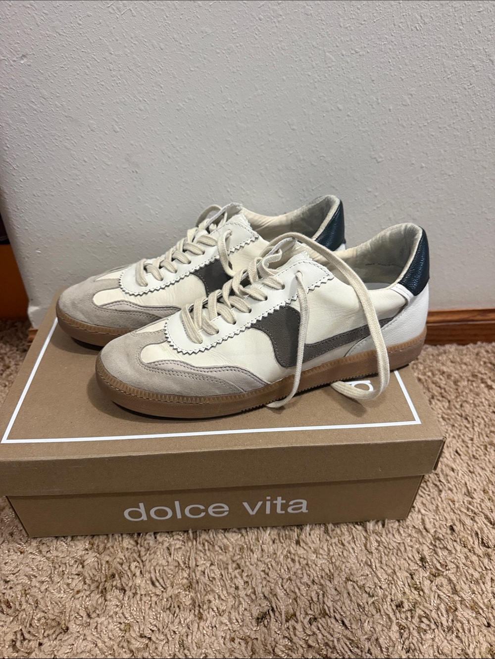 Dolce Vita Men's Cream, Gray & Tan Retro Low-Top Sneakers